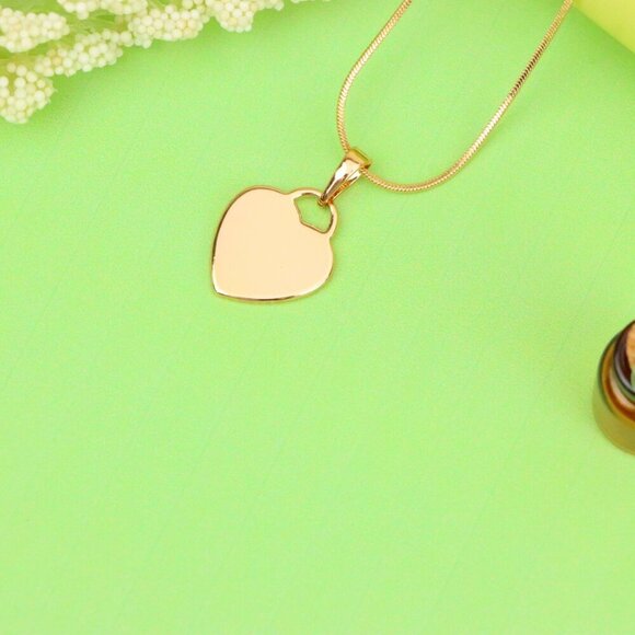 "Minimalist Heart Shaped Rose Gold Pendant with Polished Finish, XPPT1533 - Picture 3 of 13